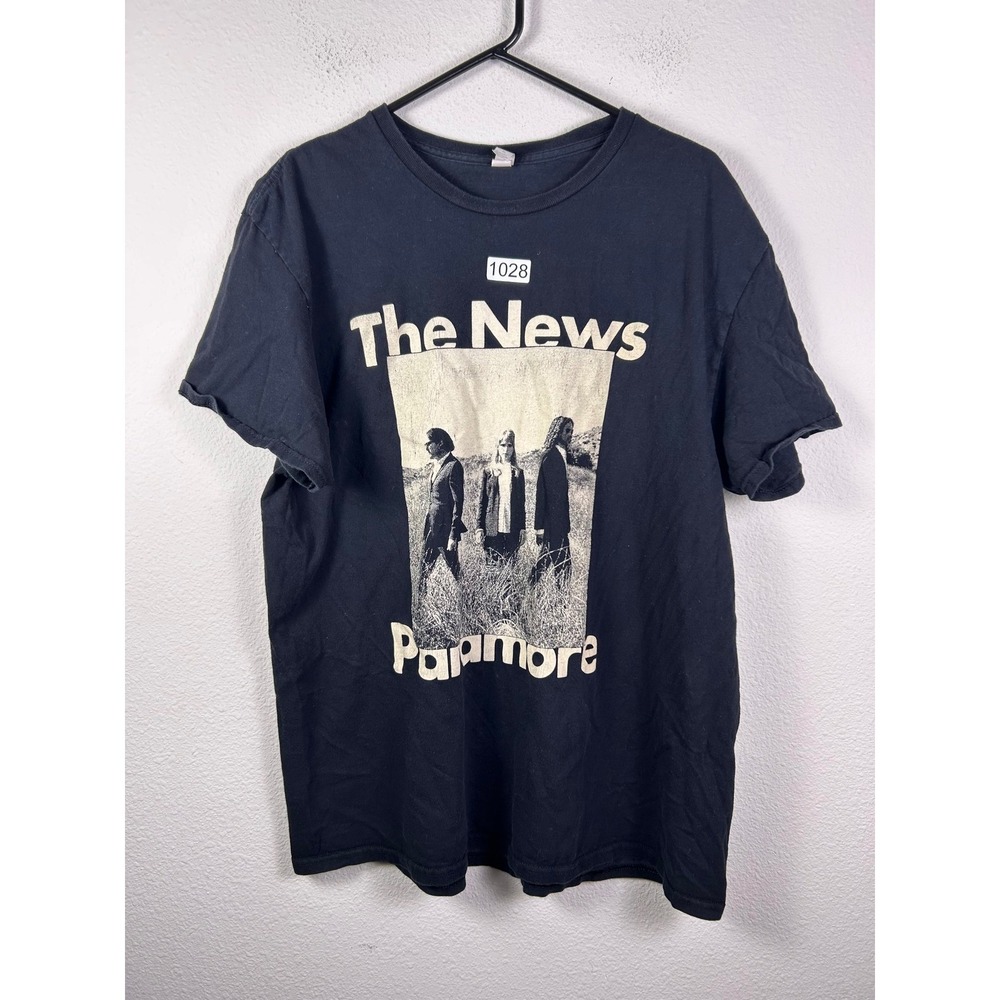 Paramore The News 2023 North American Tour Graphic T-Shirt Black Mens XL